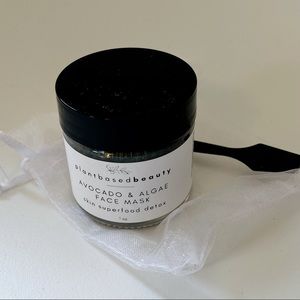 NWT Avocado & Algae face mask by plant based beauty